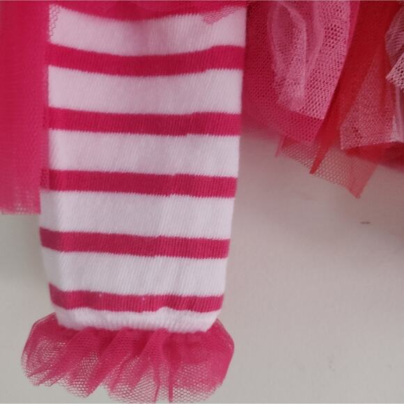 9M New Baby Essentials Valentine 4 Piece Set - Picture 3 of 5